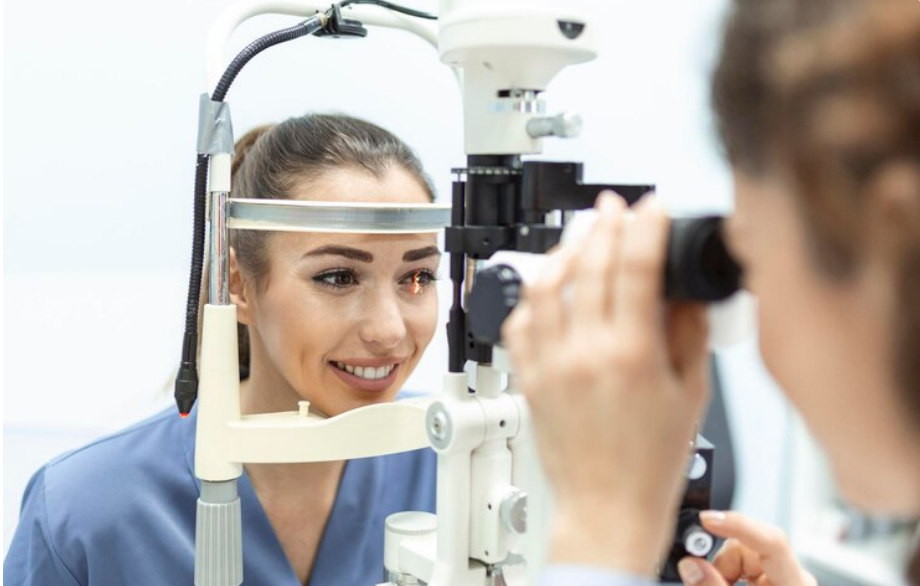 Best Bladeless Cataract Surgery In Airoli